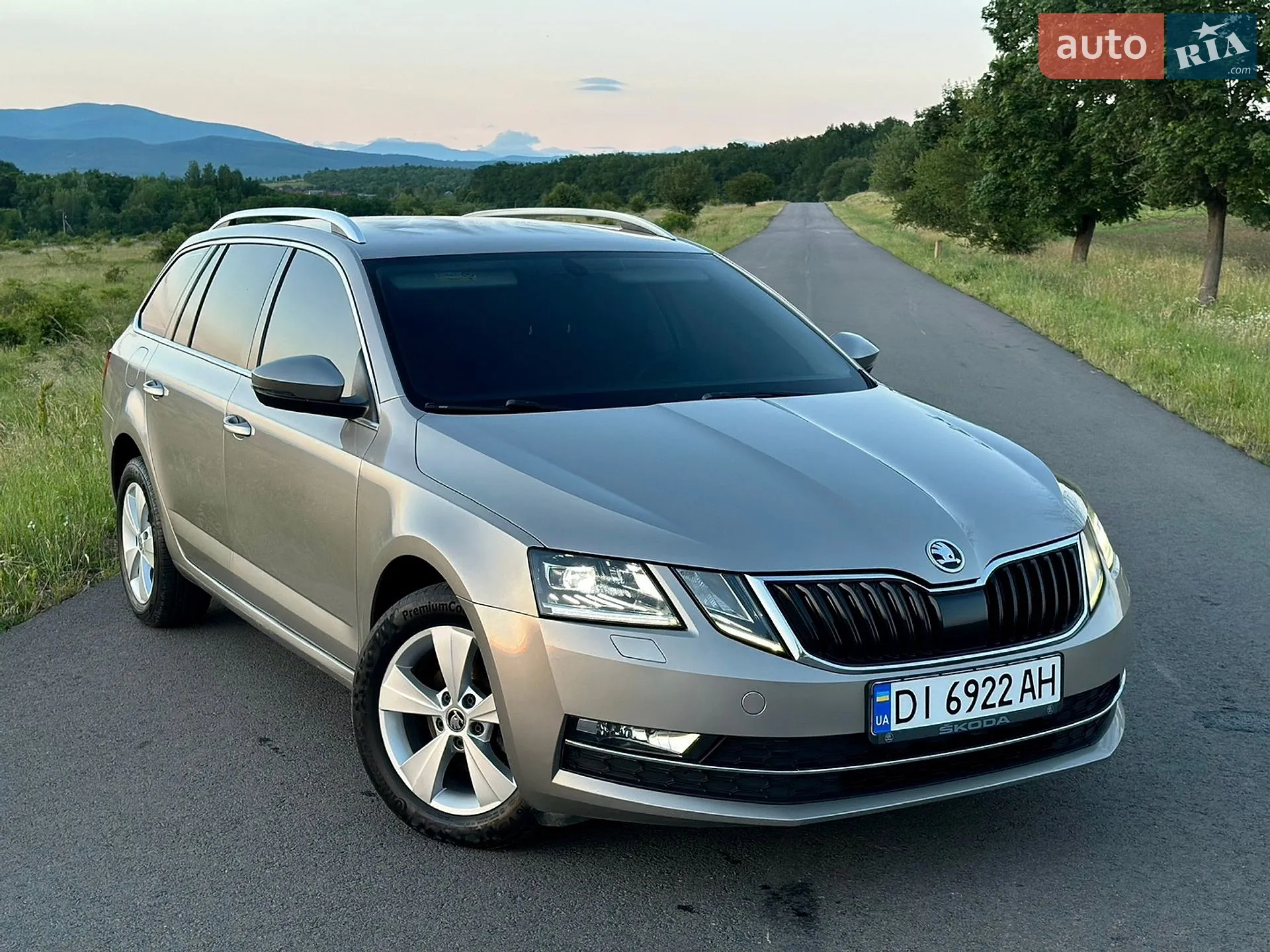 2019 Skoda Octavia - мініатюра 3