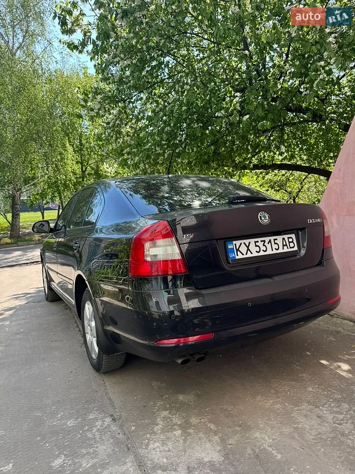 2011 Skoda Octavia - мініатюра 24