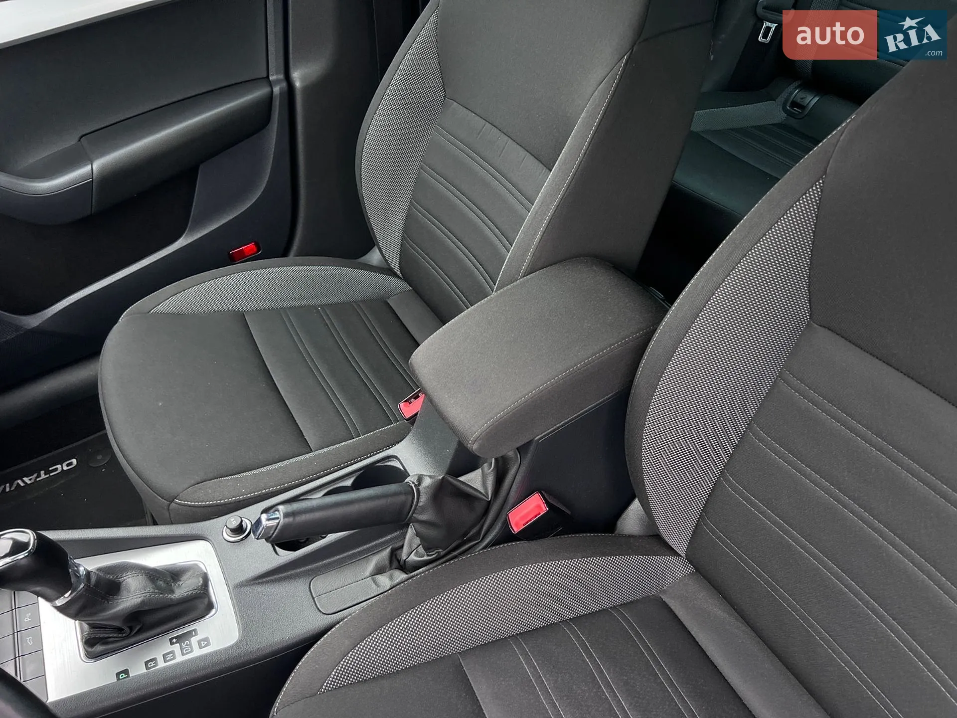 2019 Skoda Octavia - мініатюра 32