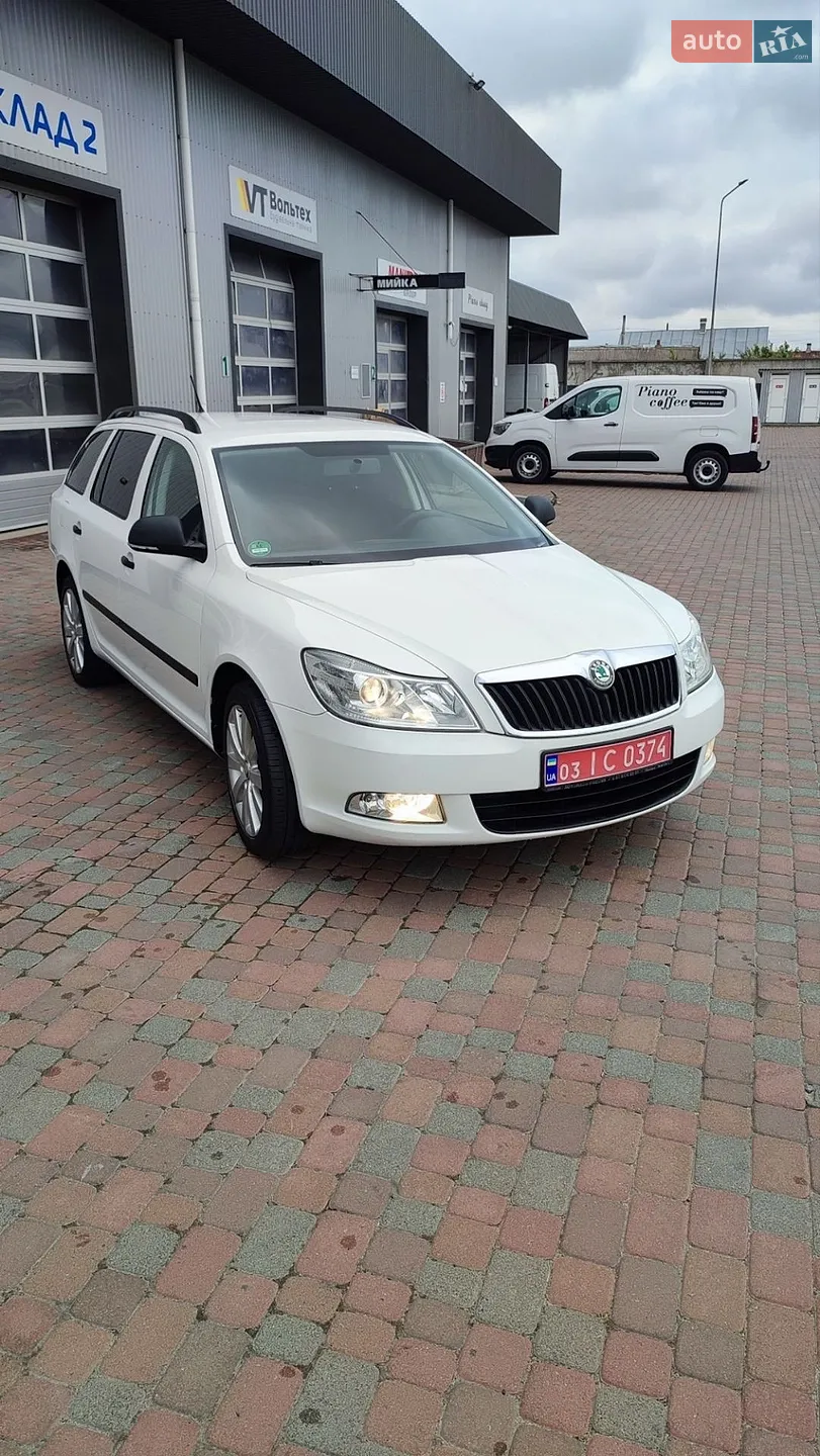 2011 Skoda Octavia - мініатюра 10