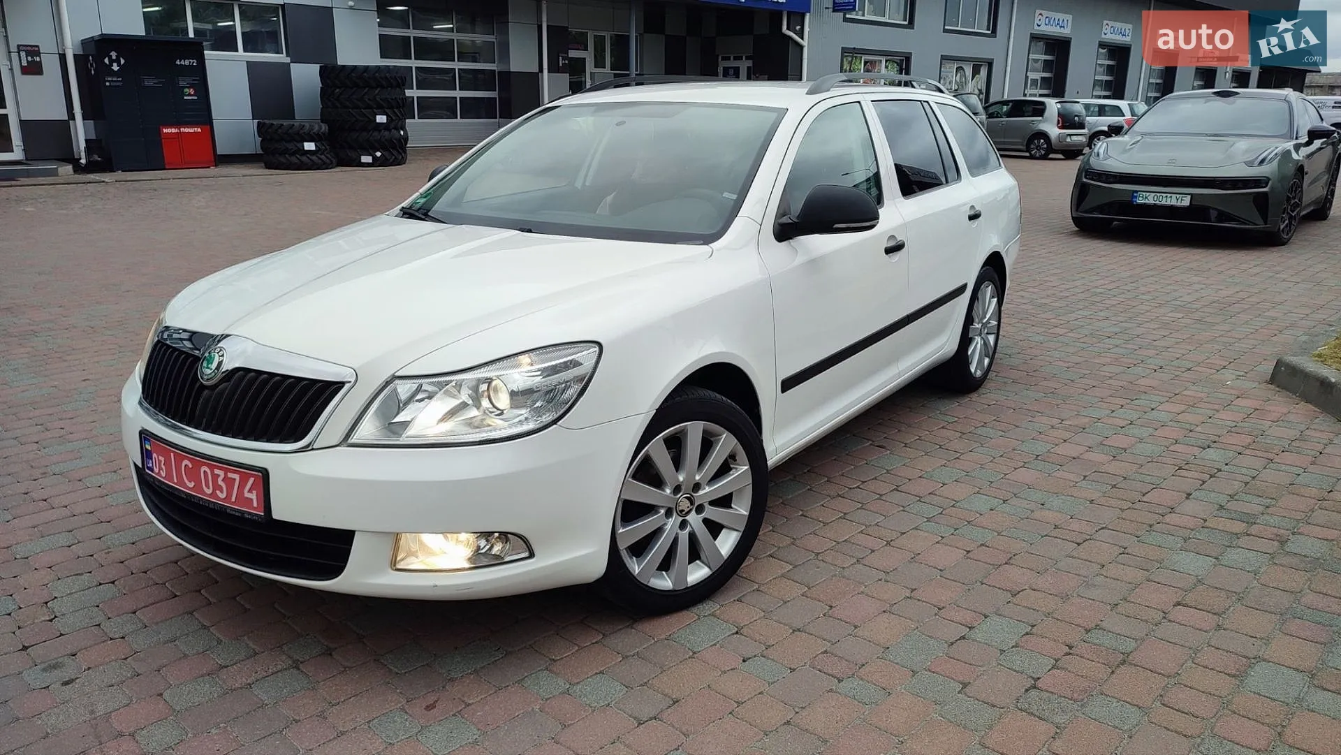 2011 Skoda Octavia - мініатюра 97