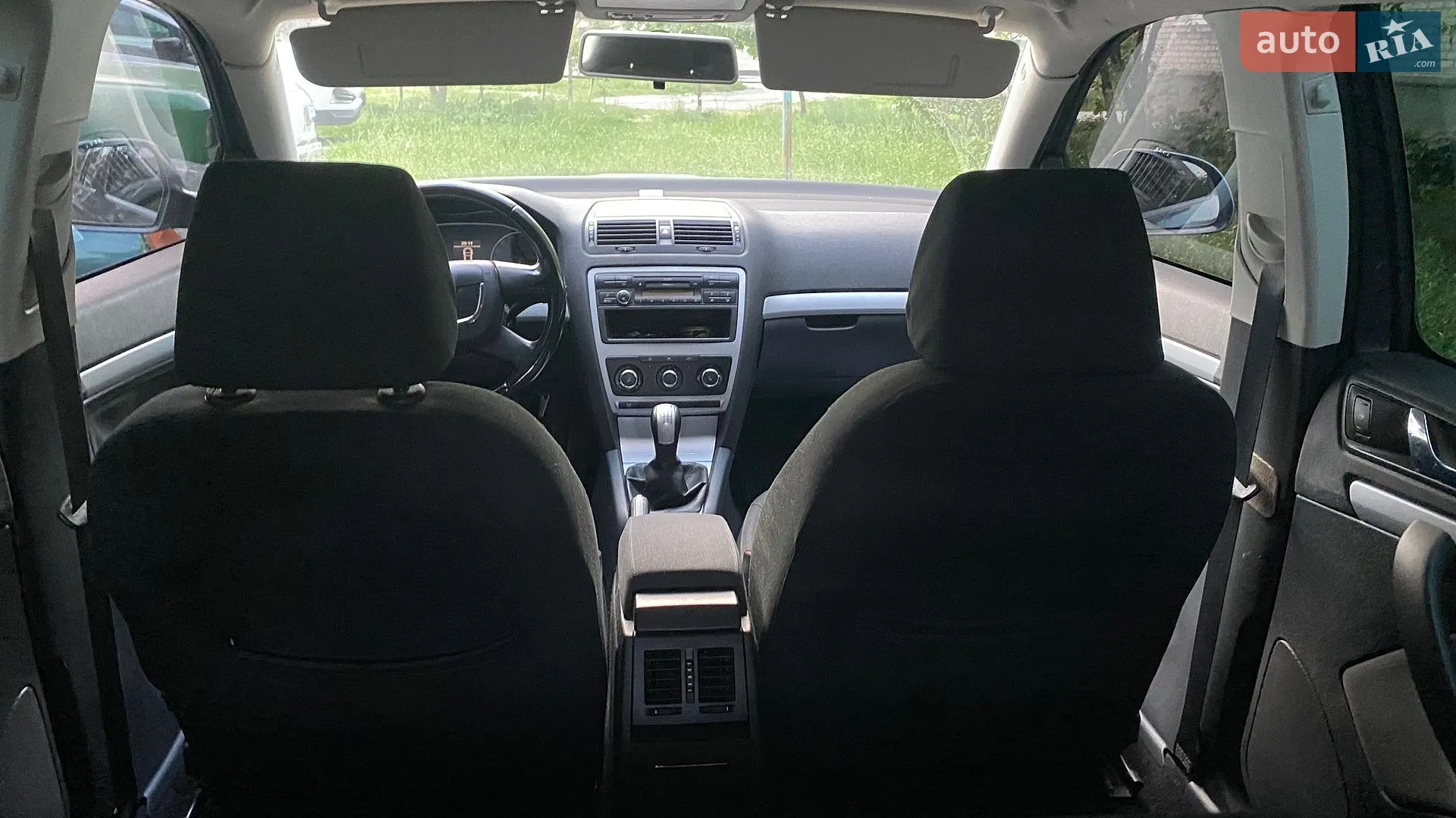 2010 Skoda Octavia - мініатюра 7