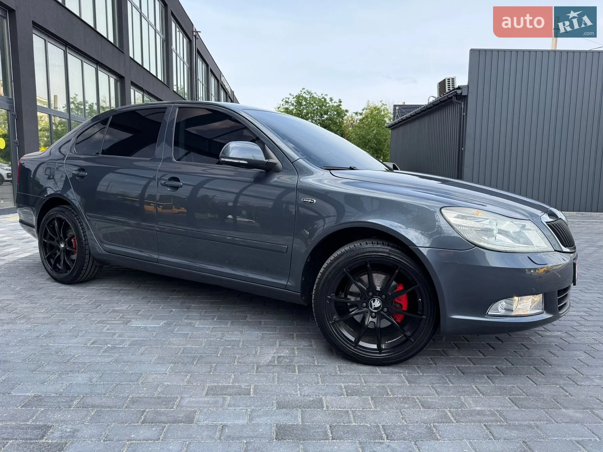 2010 Skoda Octavia - мініатюра 15
