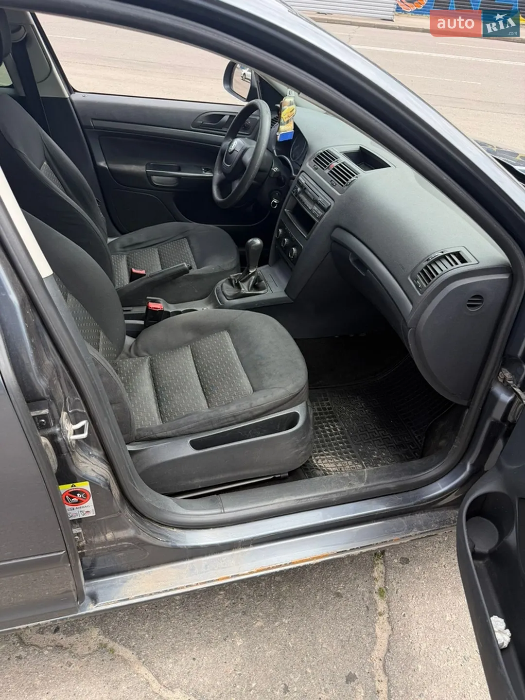 2011 Skoda Octavia - мініатюра 5