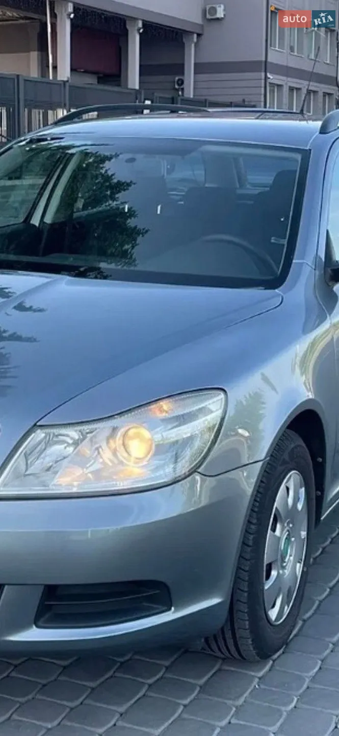 2011 Skoda Octavia - мініатюра 11