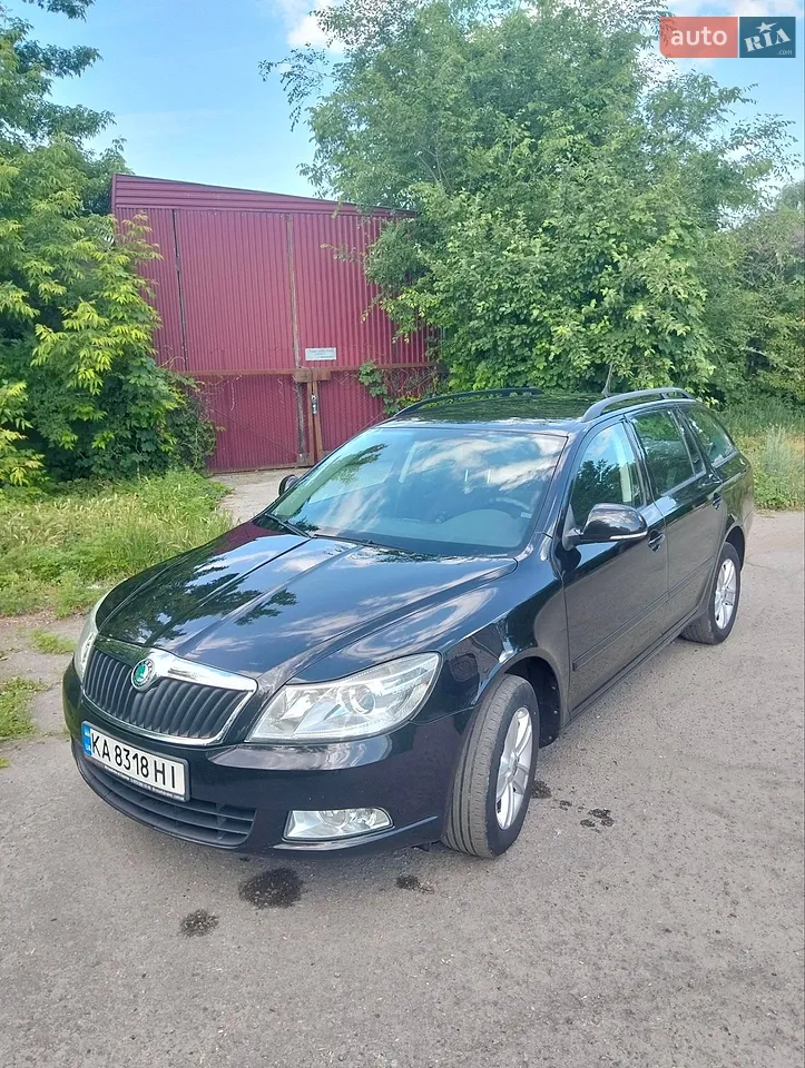 2011 Skoda Octavia - мініатюра 48