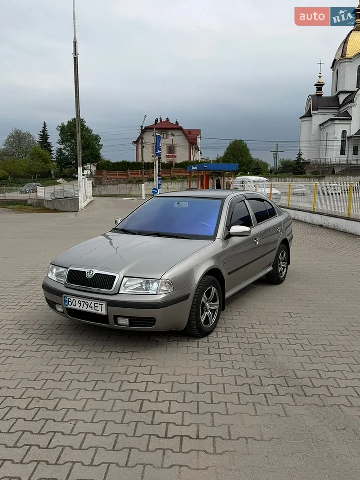 2010 Skoda Octavia - мініатюра 31
