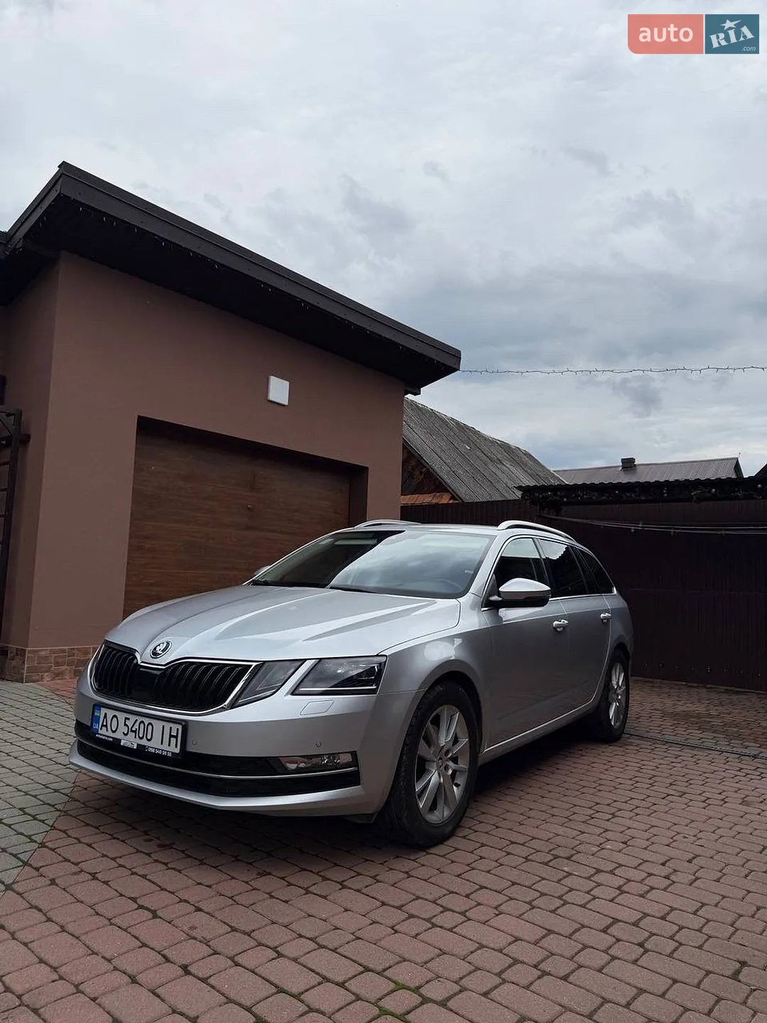 2019 Skoda Octavia - фото 1