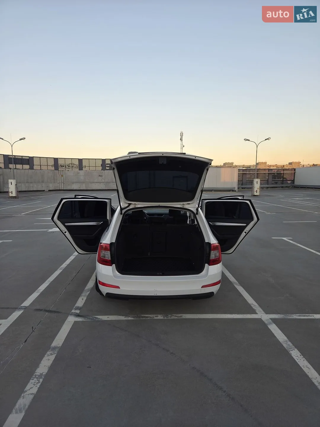 2016 Skoda Octavia - мініатюра 8