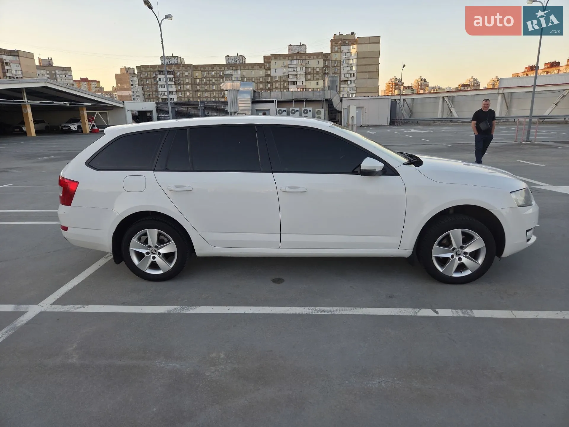2016 Skoda Octavia - мініатюра 3