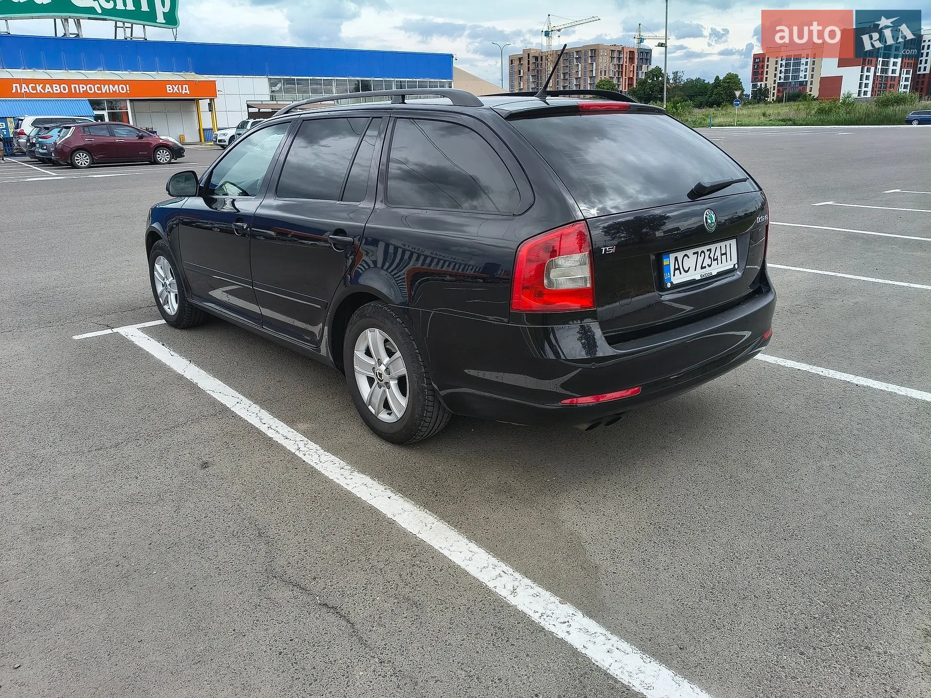 2011 Skoda Octavia - мініатюра 2