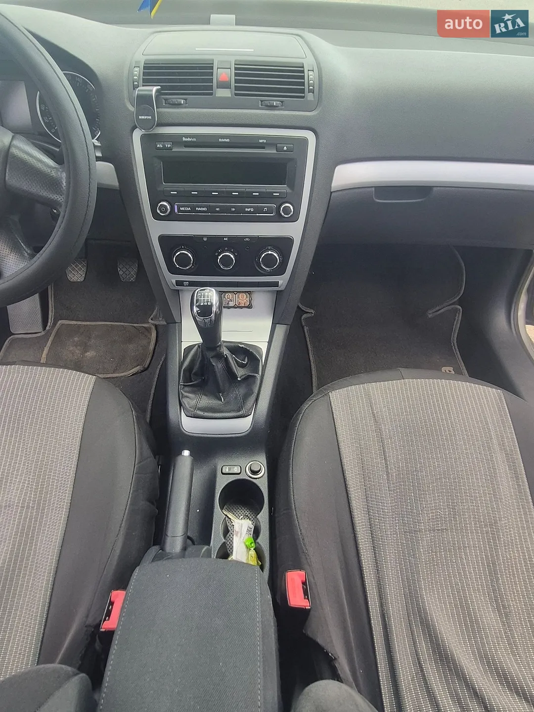 2011 Skoda Octavia - мініатюра 10