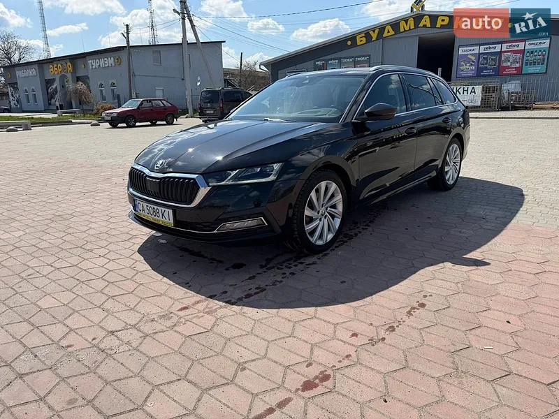 Skoda Octavia 2020 VIN TMBJJ7NX0MY043485 фото оголошення 2 з 77
