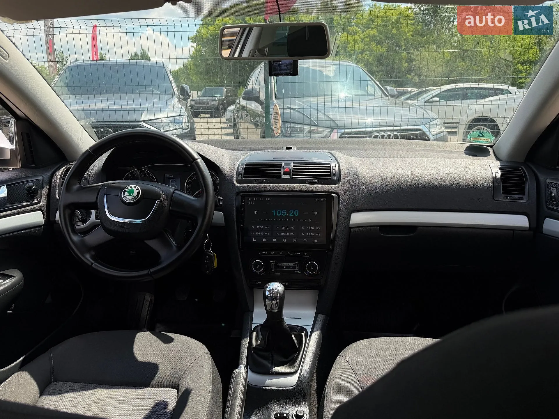 2010 Skoda Octavia - мініатюра 37