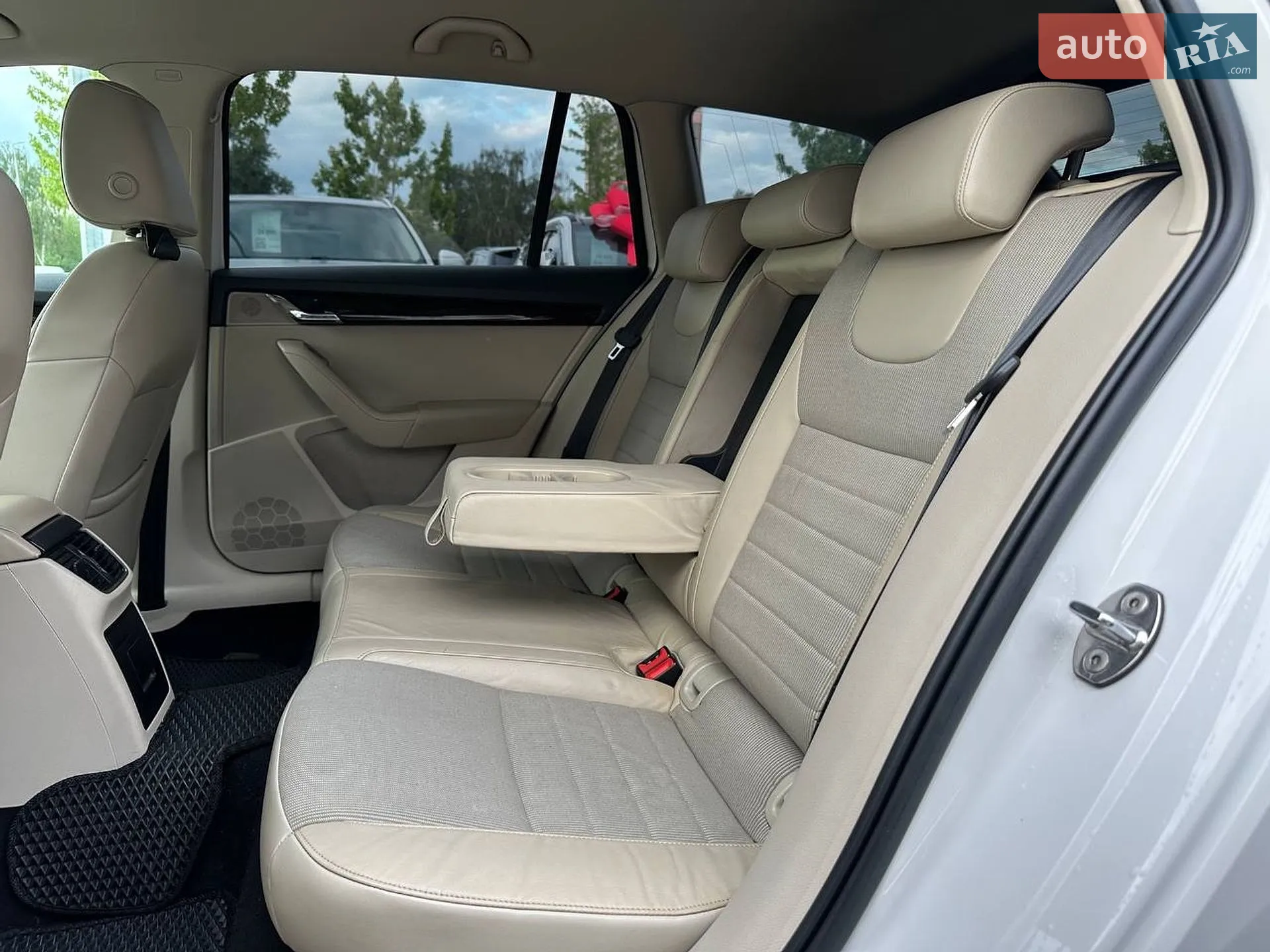 2014 Skoda Octavia - мініатюра 10