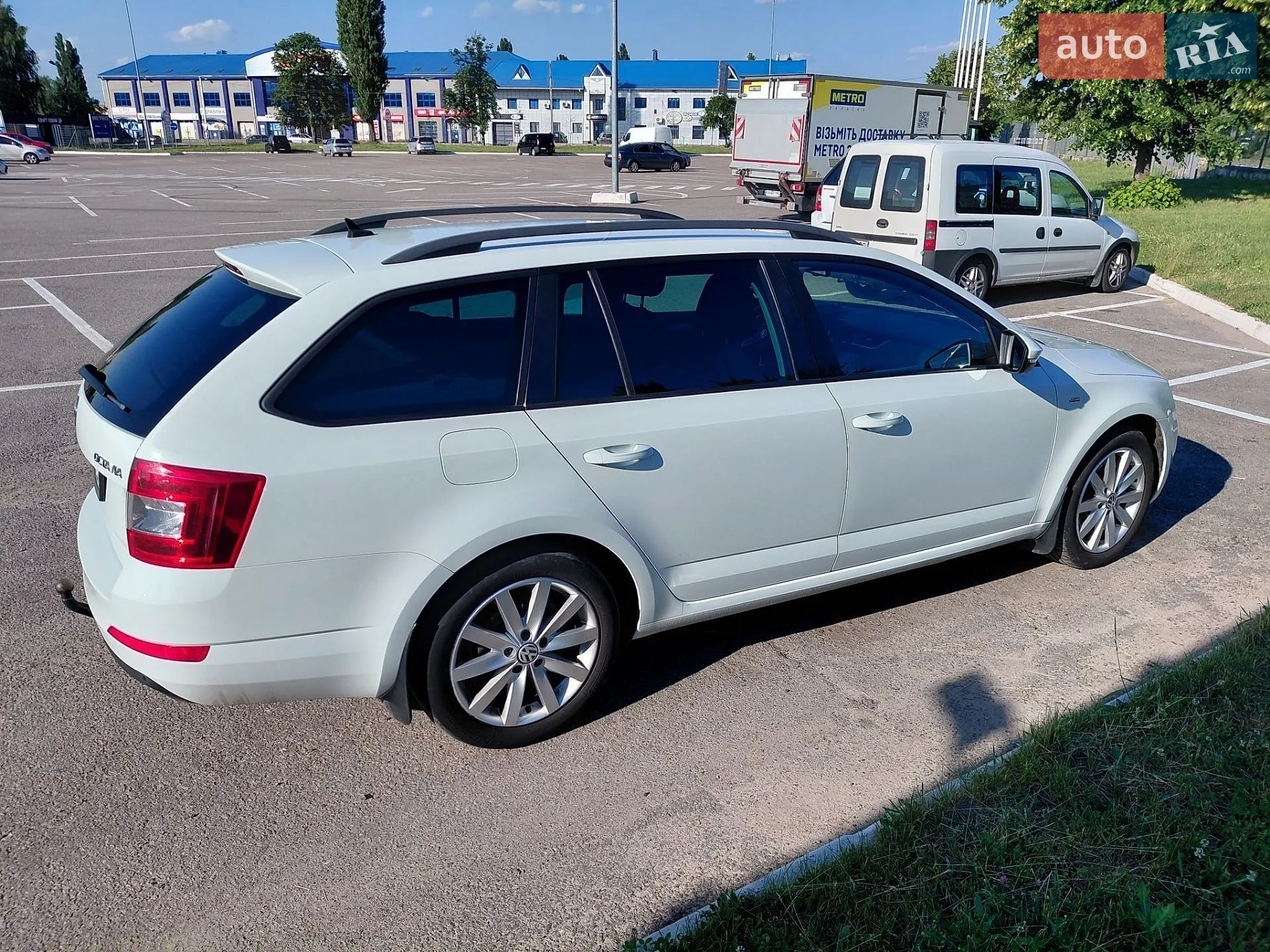 2016 Skoda Octavia - мініатюра 12