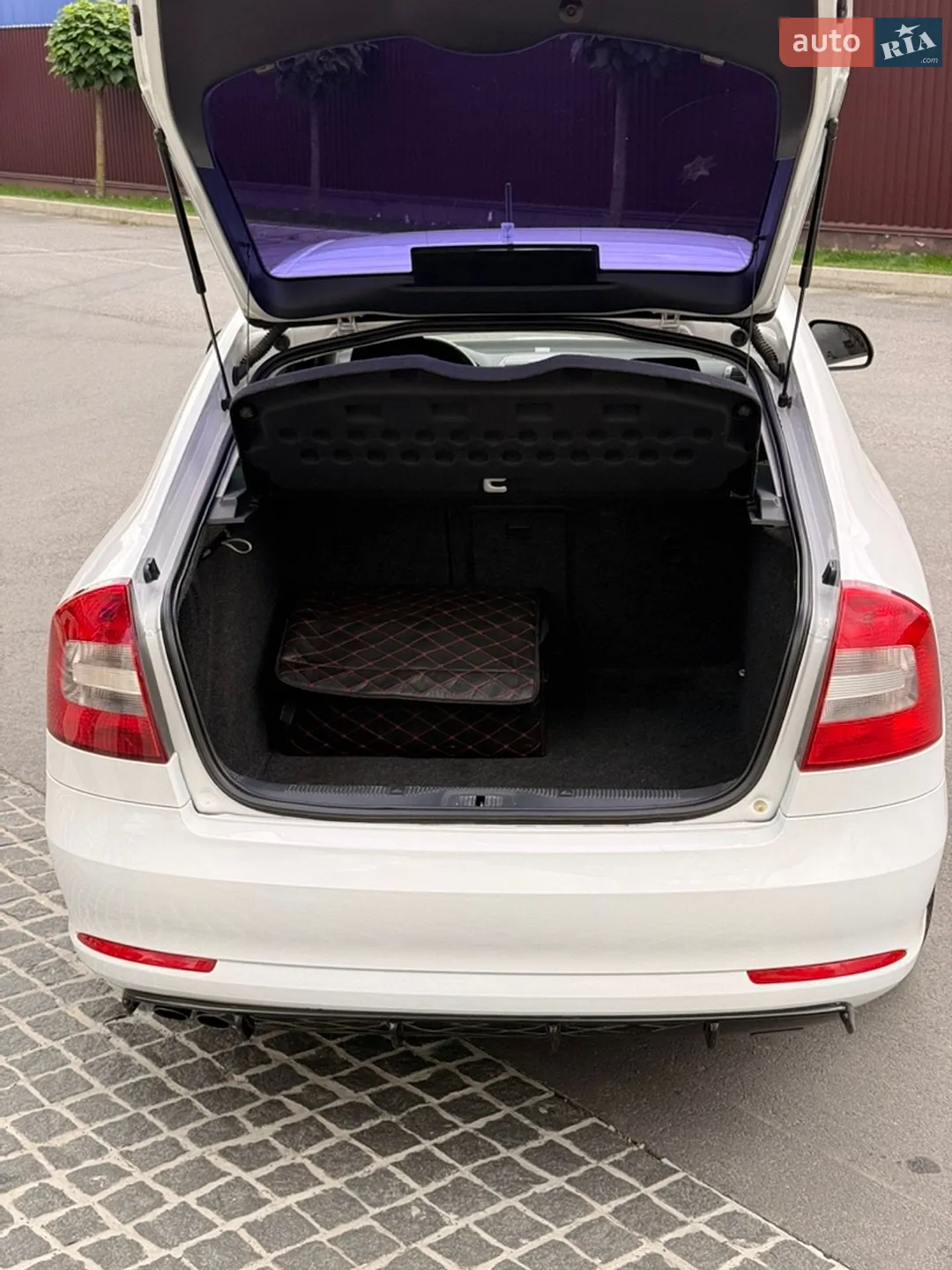 2011 Skoda Octavia - мініатюра 12