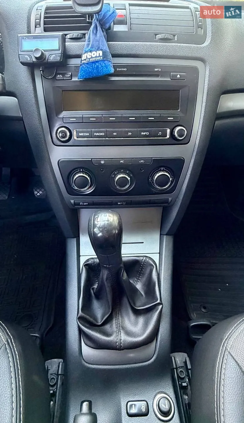 2012 Skoda Octavia - мініатюра 13