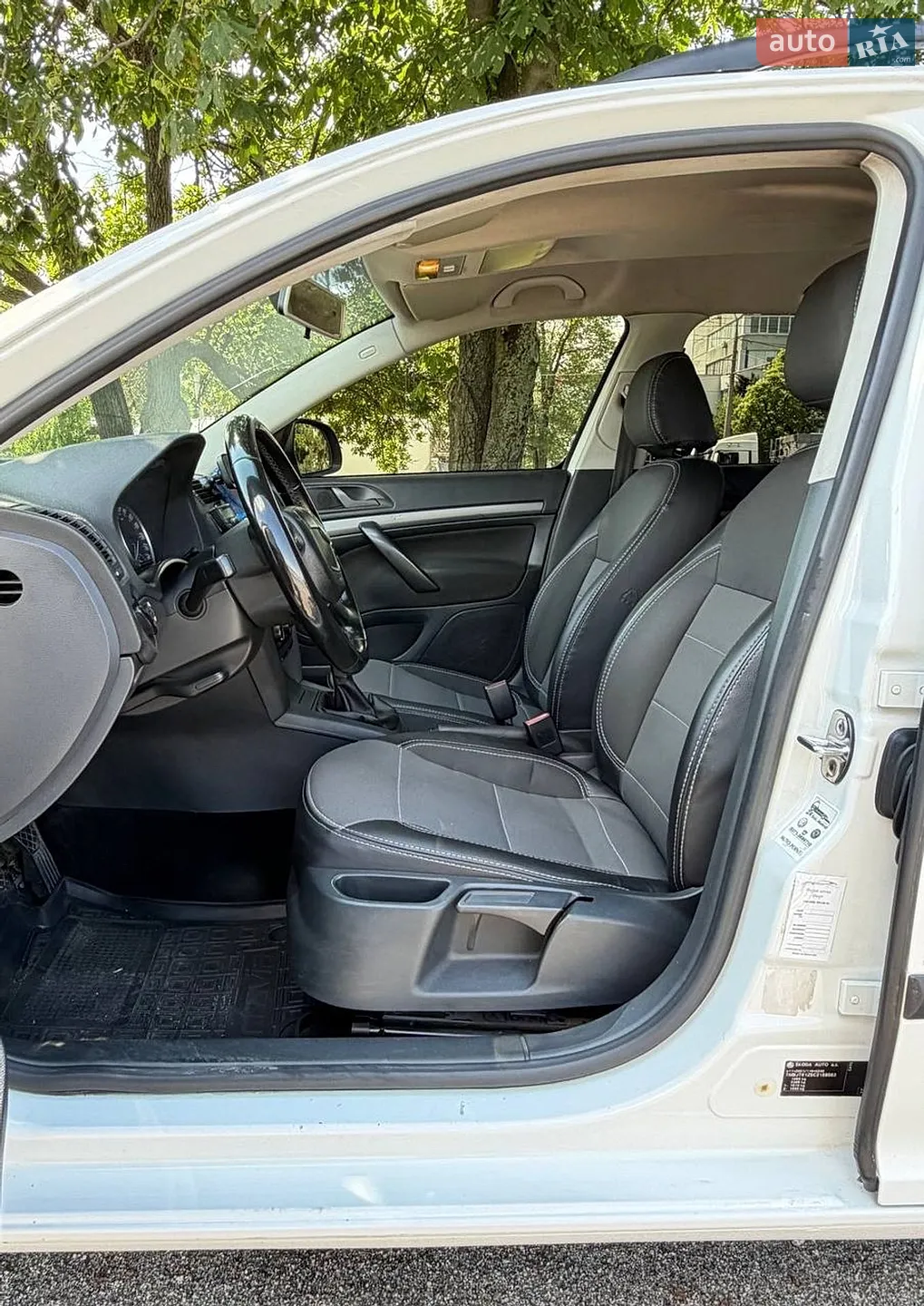 2012 Skoda Octavia - мініатюра 17
