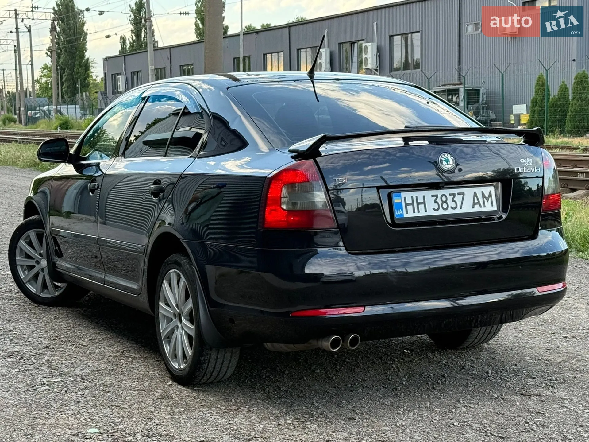 2011 Skoda Octavia - мініатюра 3