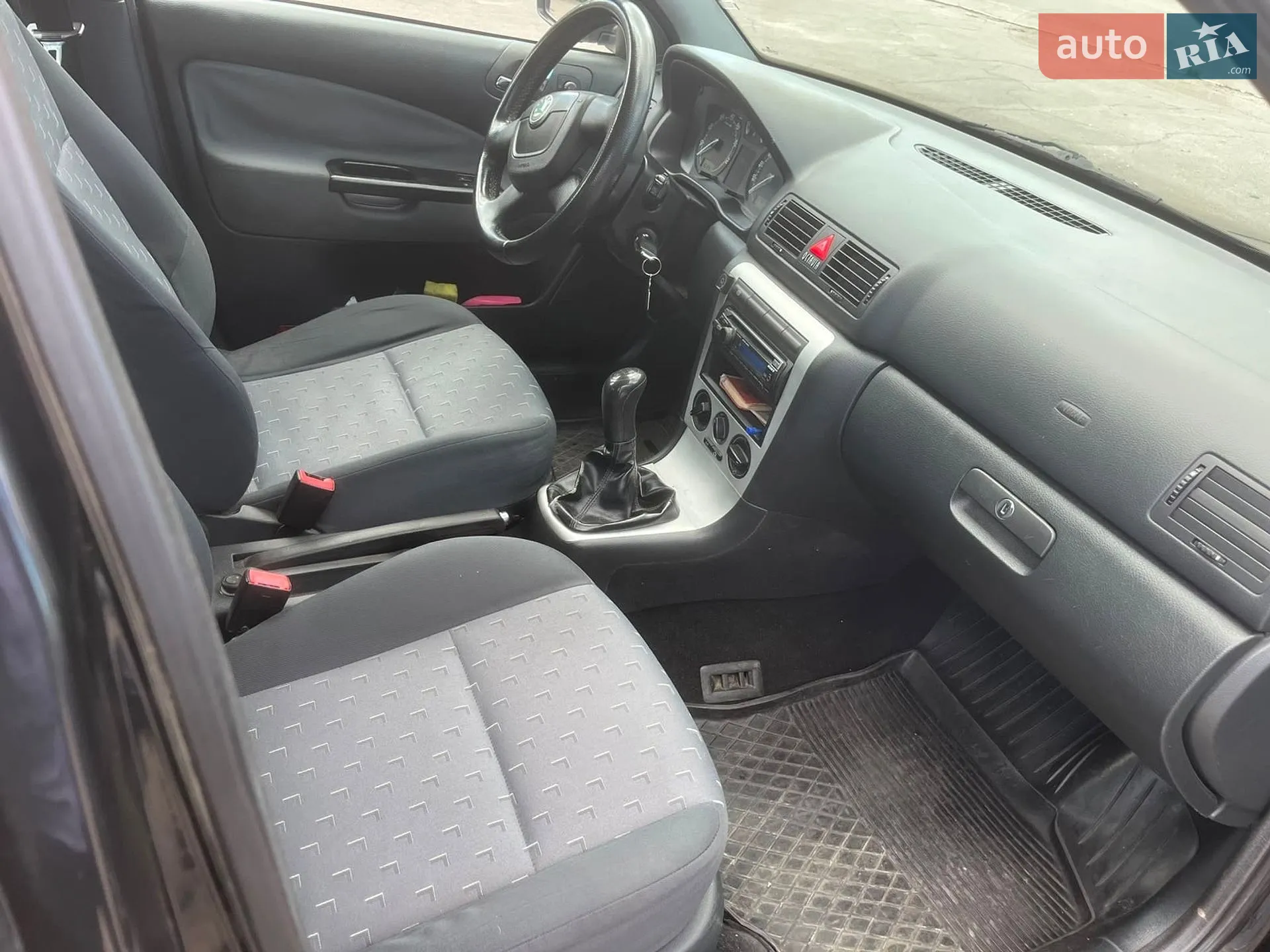 2010 Skoda Octavia - мініатюра 7