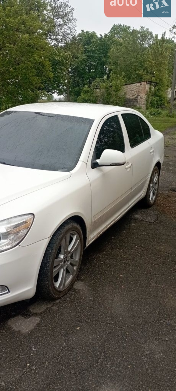 2010 Skoda Octavia - мініатюра 18