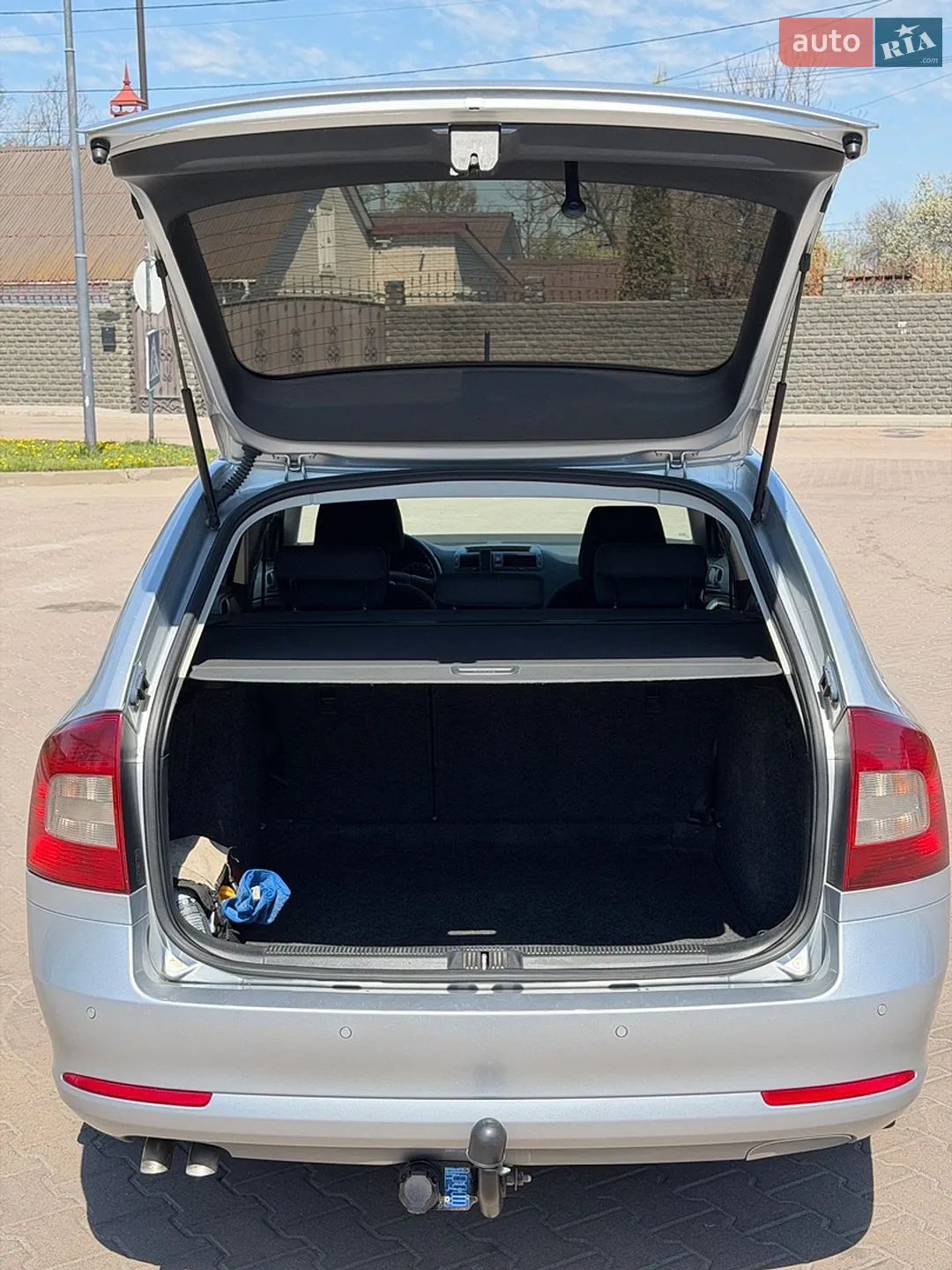 2010 Skoda Octavia - мініатюра 17
