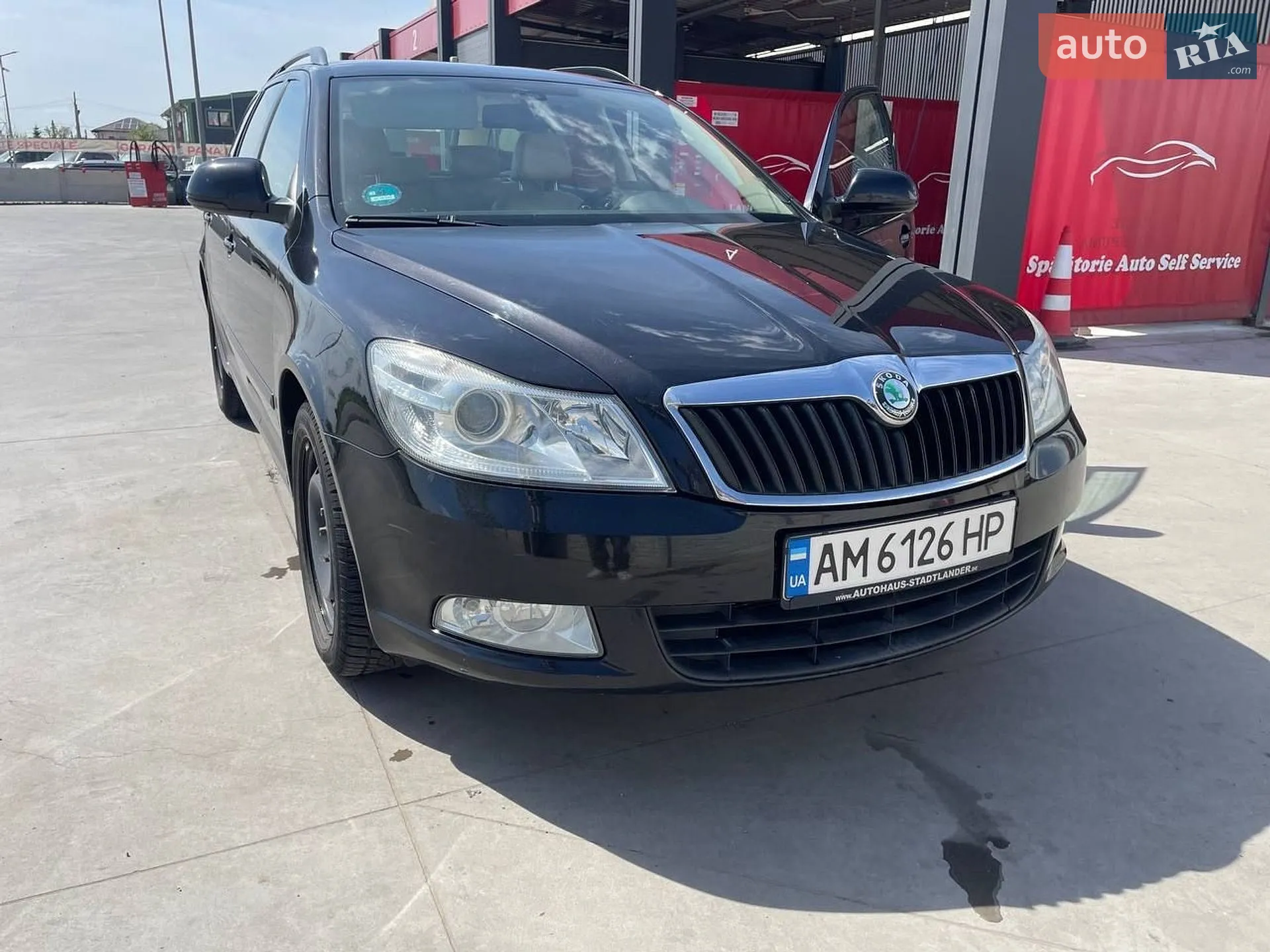 2010 Skoda Octavia - мініатюра 2