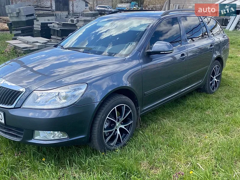 Skoda Octavia 2010 VIN TMBKK61Z3A2042414 фото оголошення 9 з 48