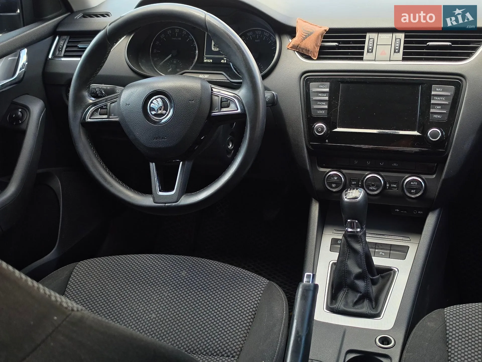 2015 Skoda Octavia - мініатюра 23