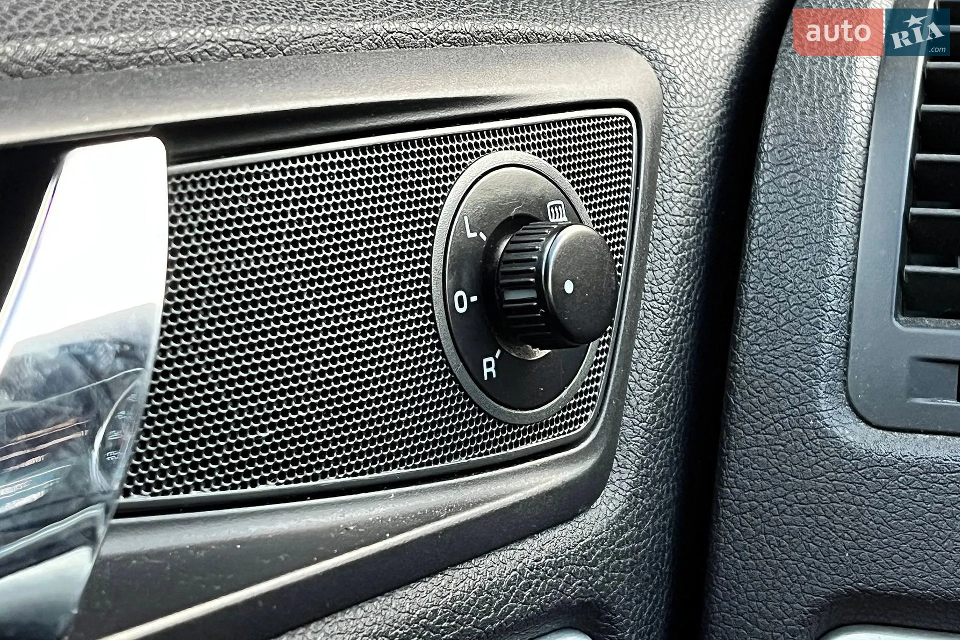 2011 Skoda Octavia - мініатюра 21