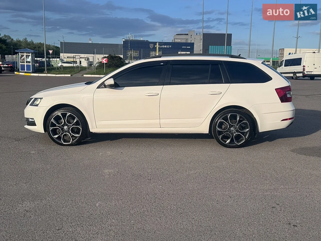2018 Skoda Octavia - мініатюра 18