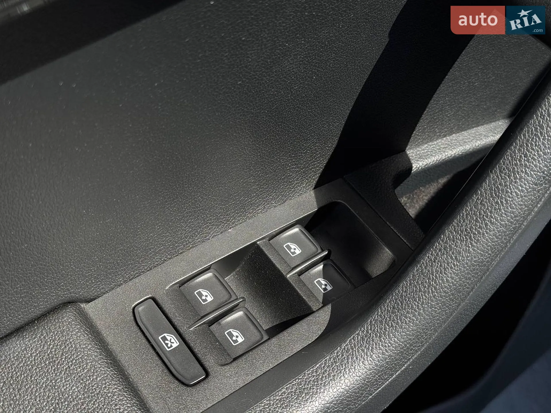 2019 Skoda Octavia - мініатюра 32