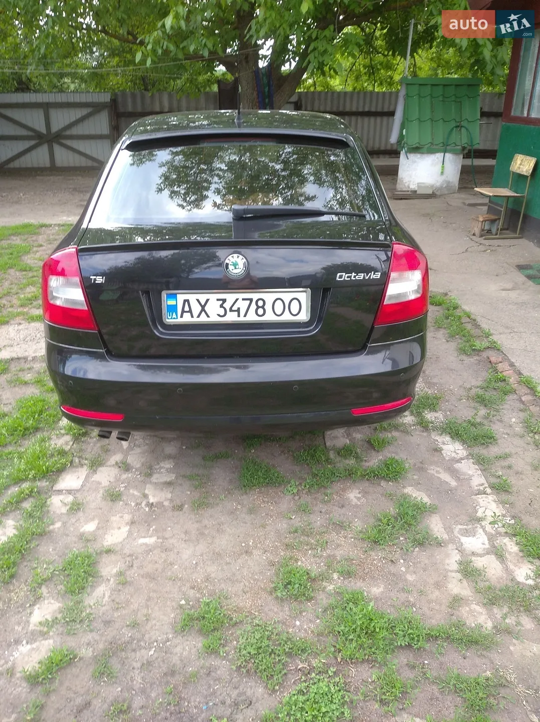 2010 Skoda Octavia - мініатюра 2