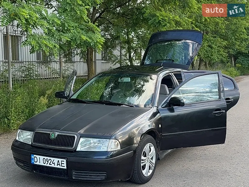 Skoda Octavia 1997 VIN TMBZZZ1U2W2058756 фото оголошення 7 з 39
