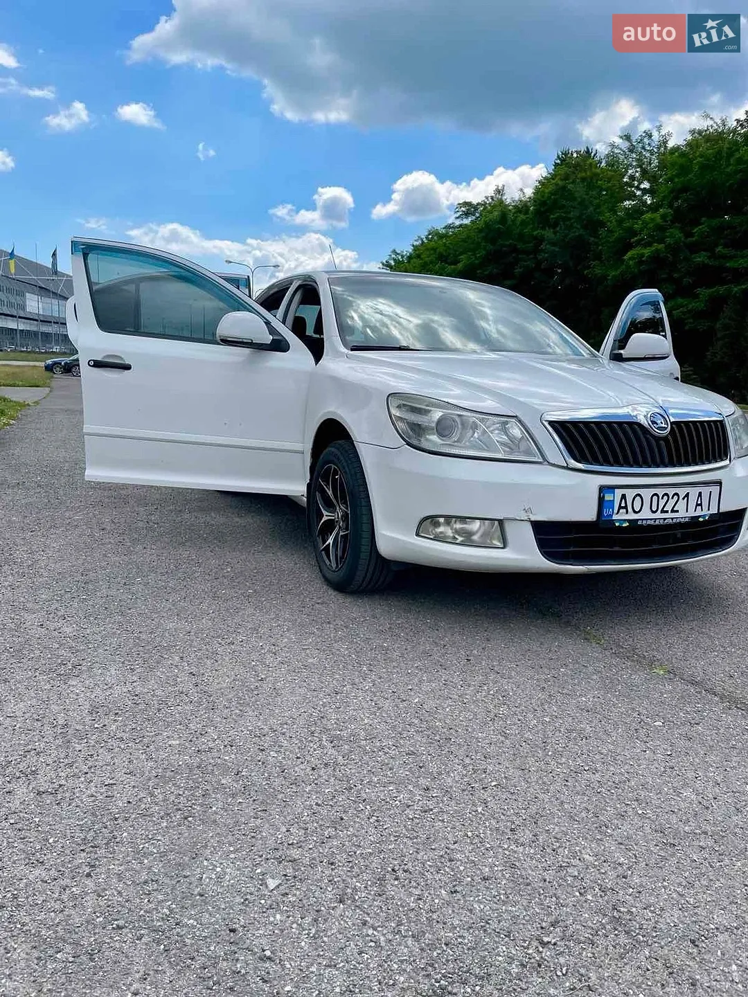 2010 Skoda Octavia - мініатюра 4