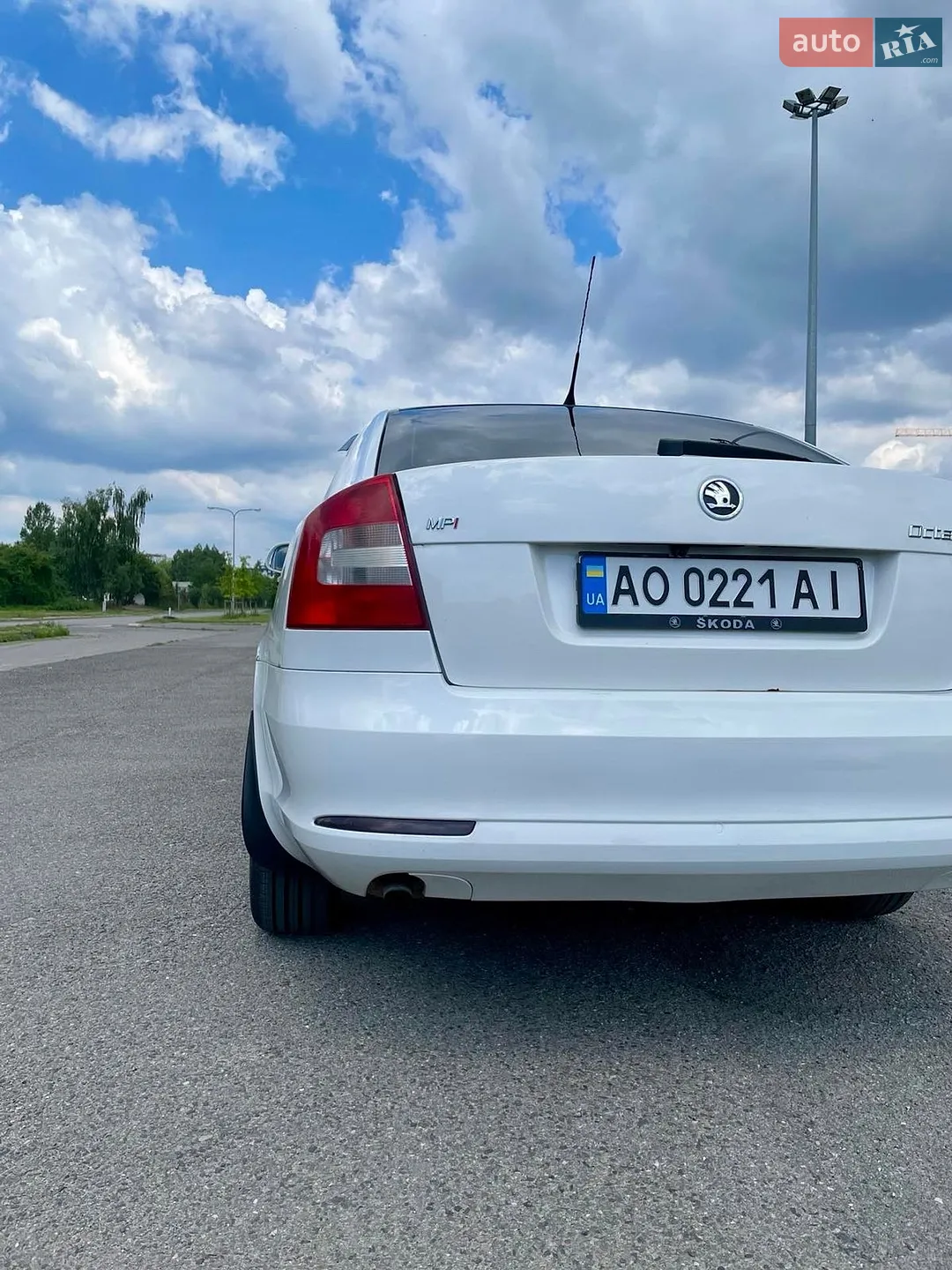 2010 Skoda Octavia - мініатюра 13