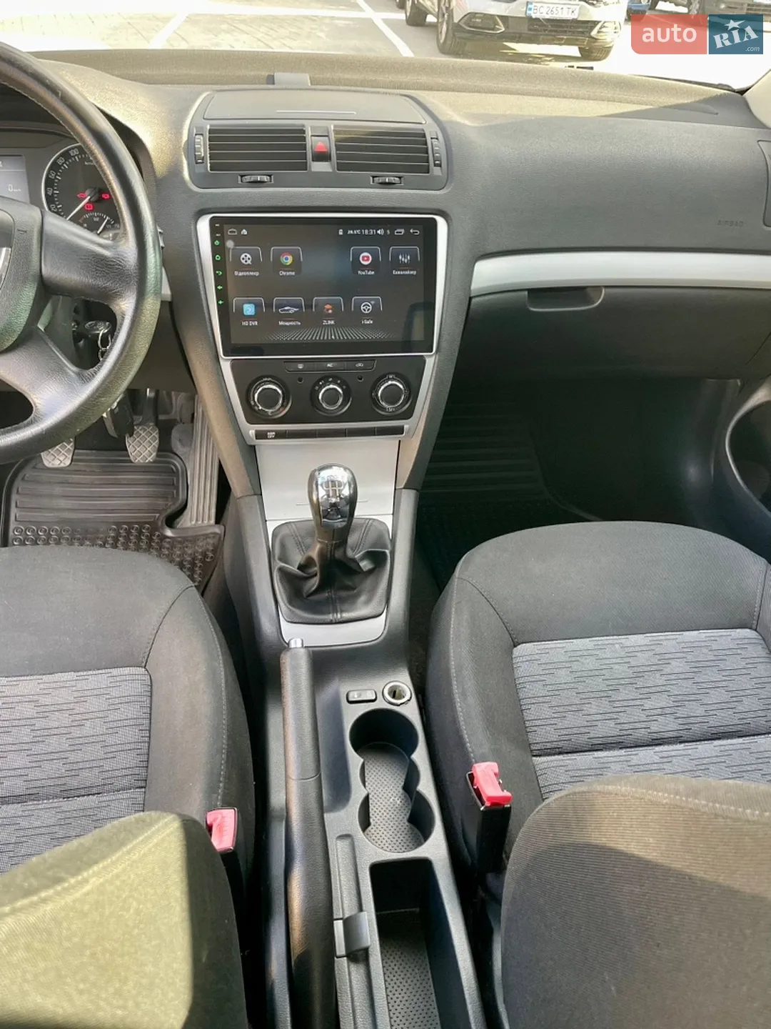 2010 Skoda Octavia - мініатюра 40