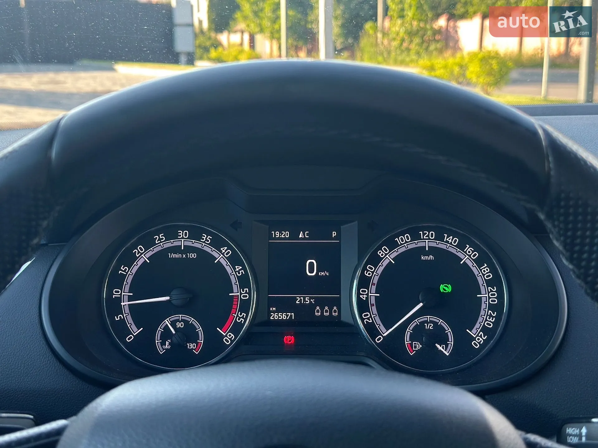 2017 Skoda Octavia - мініатюра 21