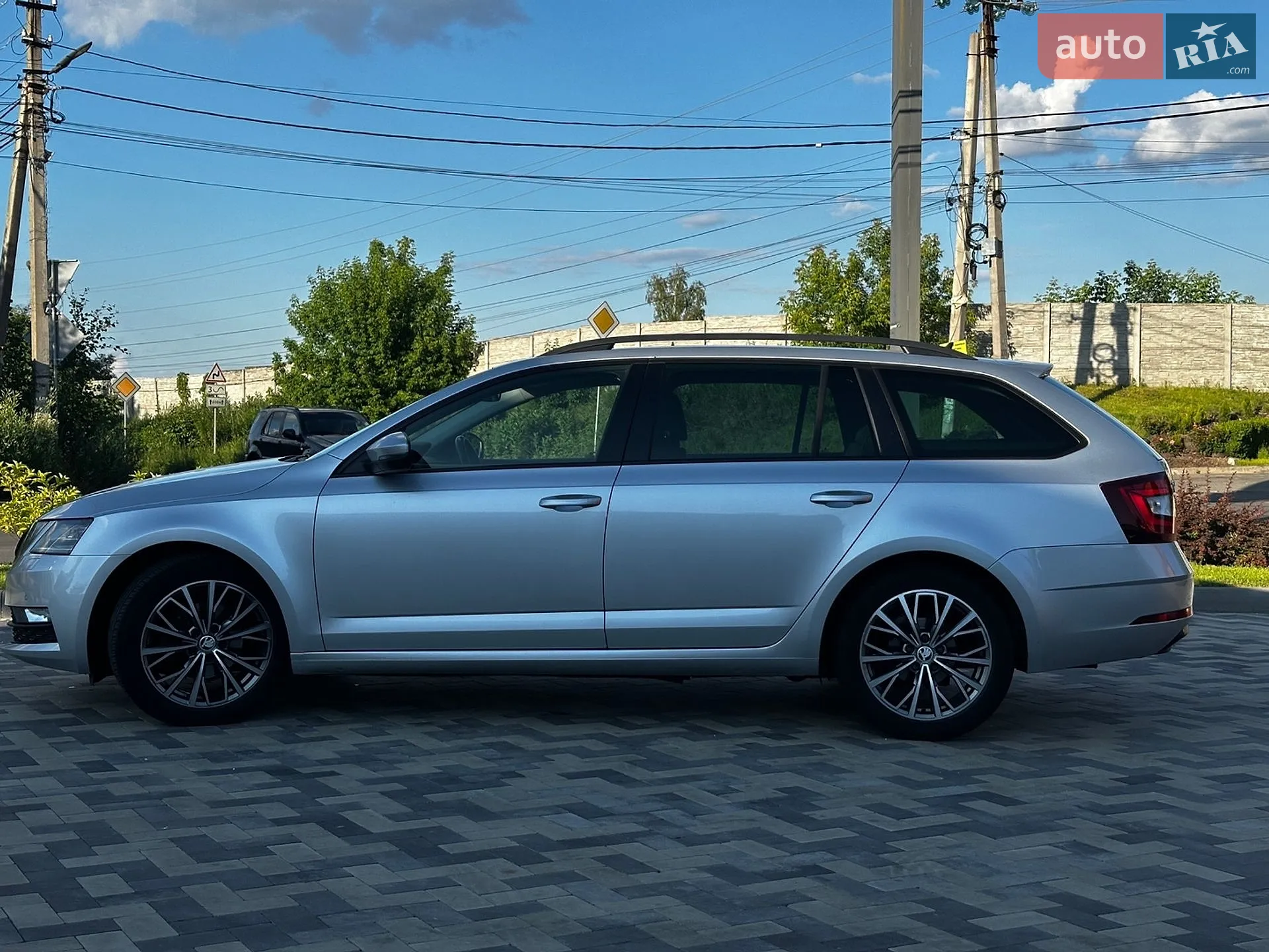 2017 Skoda Octavia - мініатюра 12
