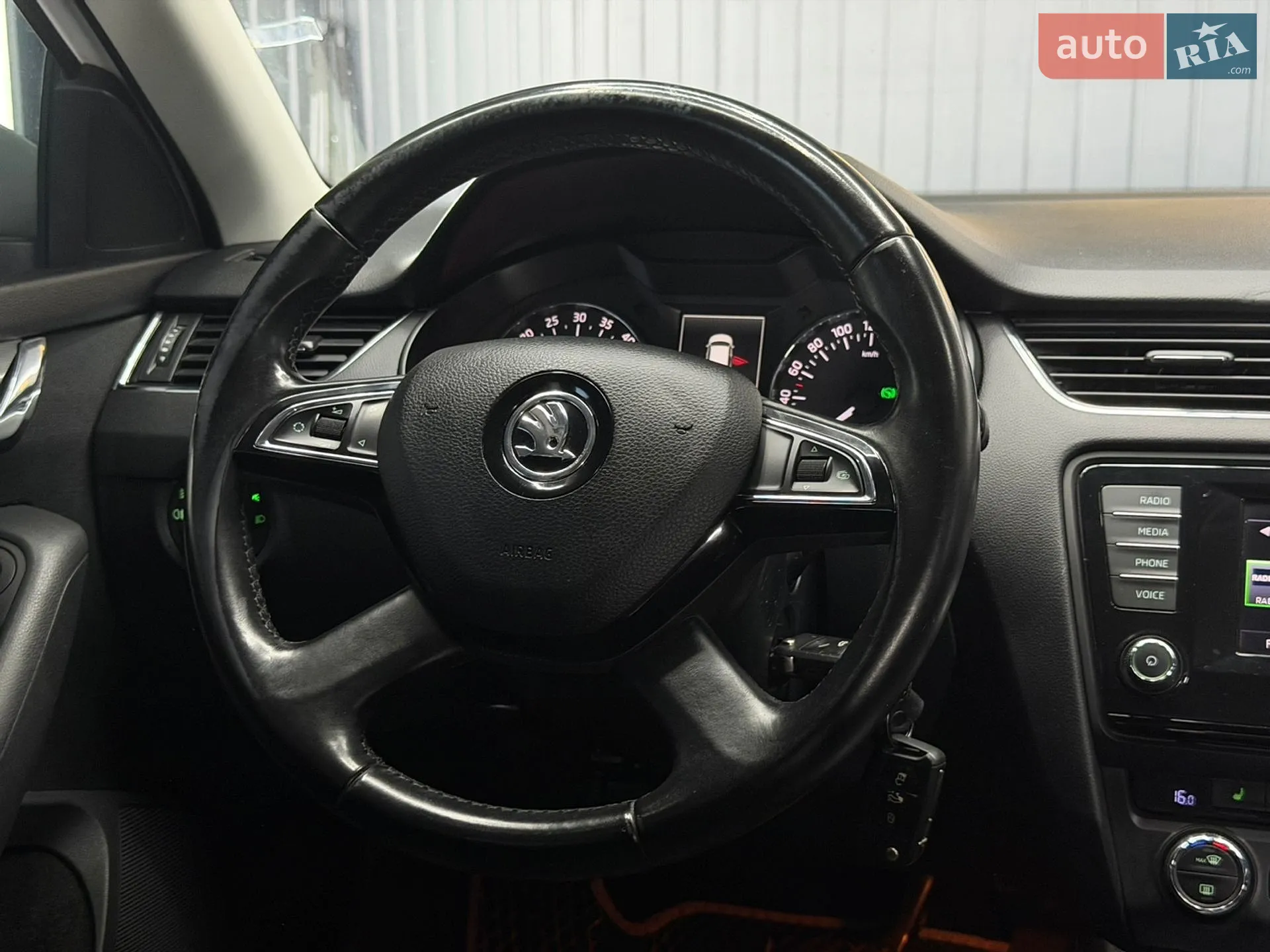 2015 Skoda Octavia - мініатюра 23
