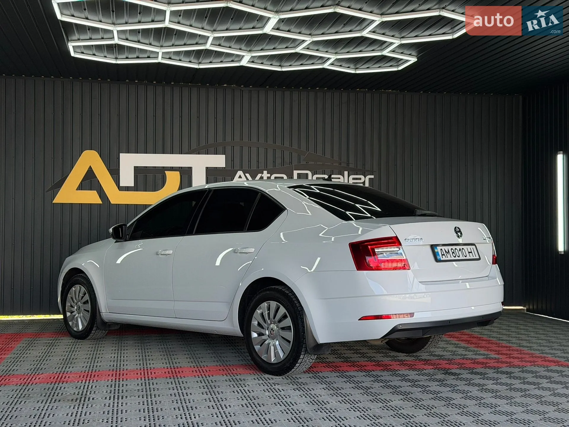 2018 Skoda Octavia - мініатюра 18