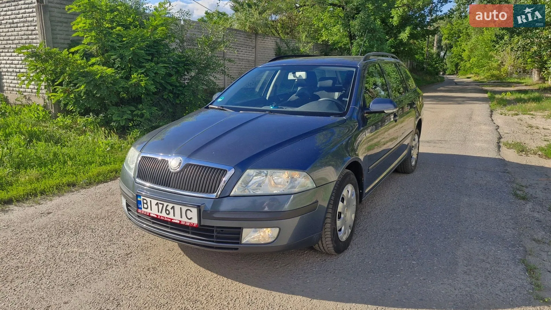 Skoda Octavia 2010 VIN TMBDT21Z1B8010350 фото оголошення 2 з 18