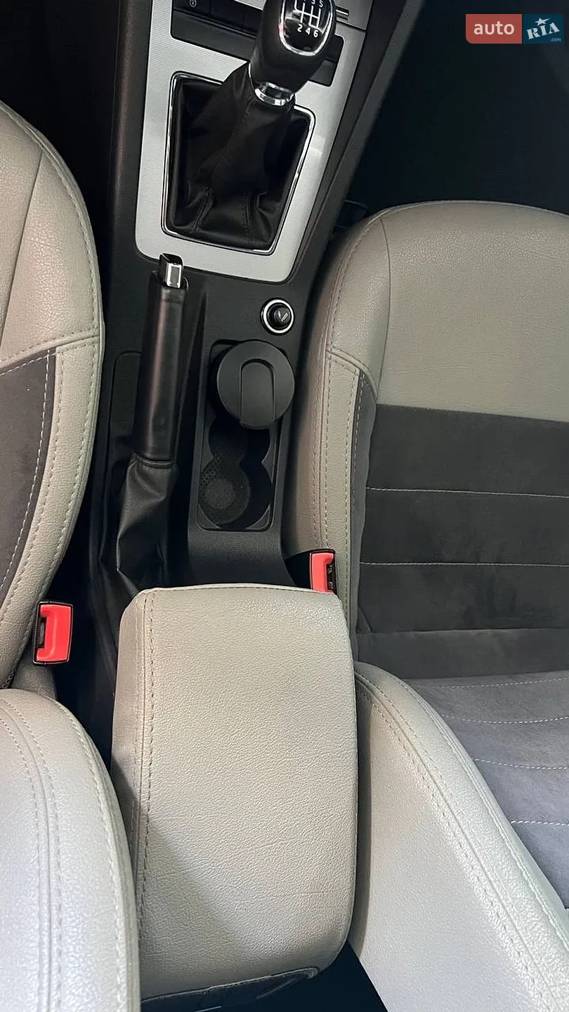 2013 Skoda Octavia - мініатюра 16