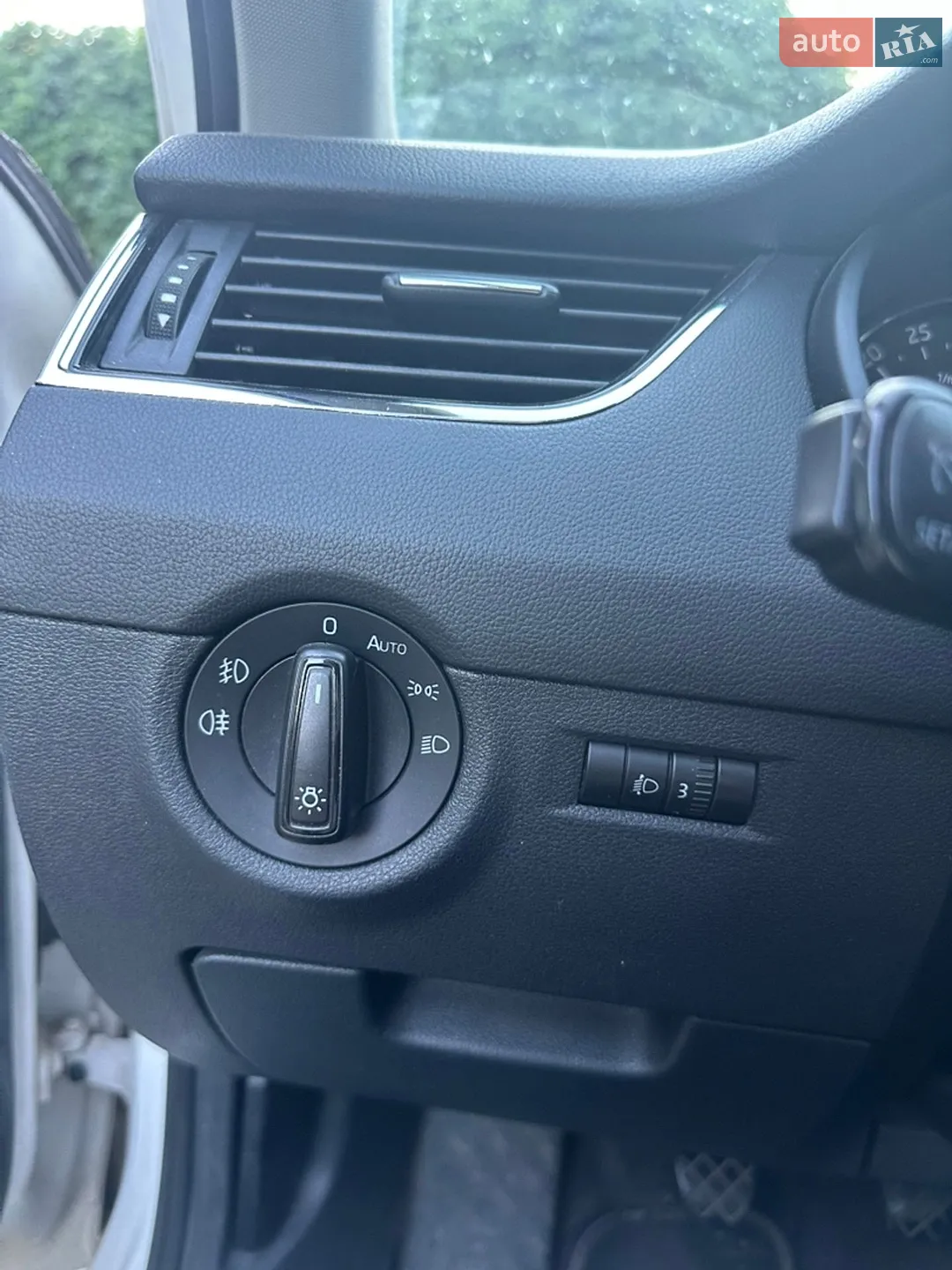2013 Skoda Octavia - мініатюра 15