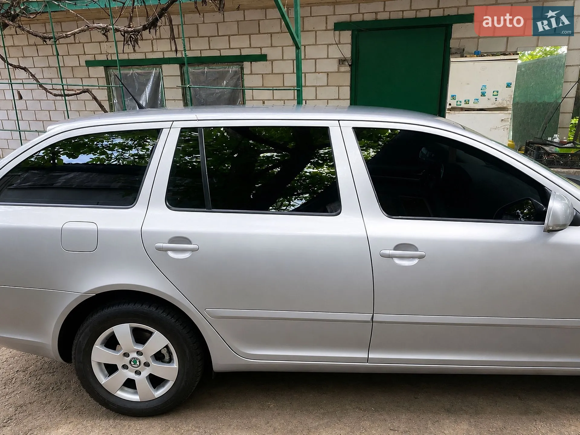 2011 Skoda Octavia - мініатюра 2