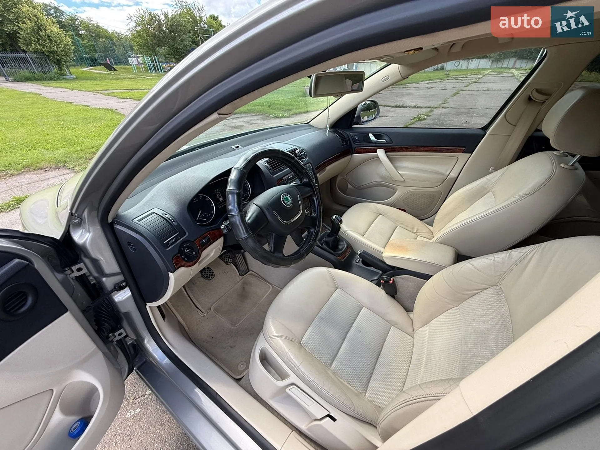 2011 Skoda Octavia - мініатюра 24