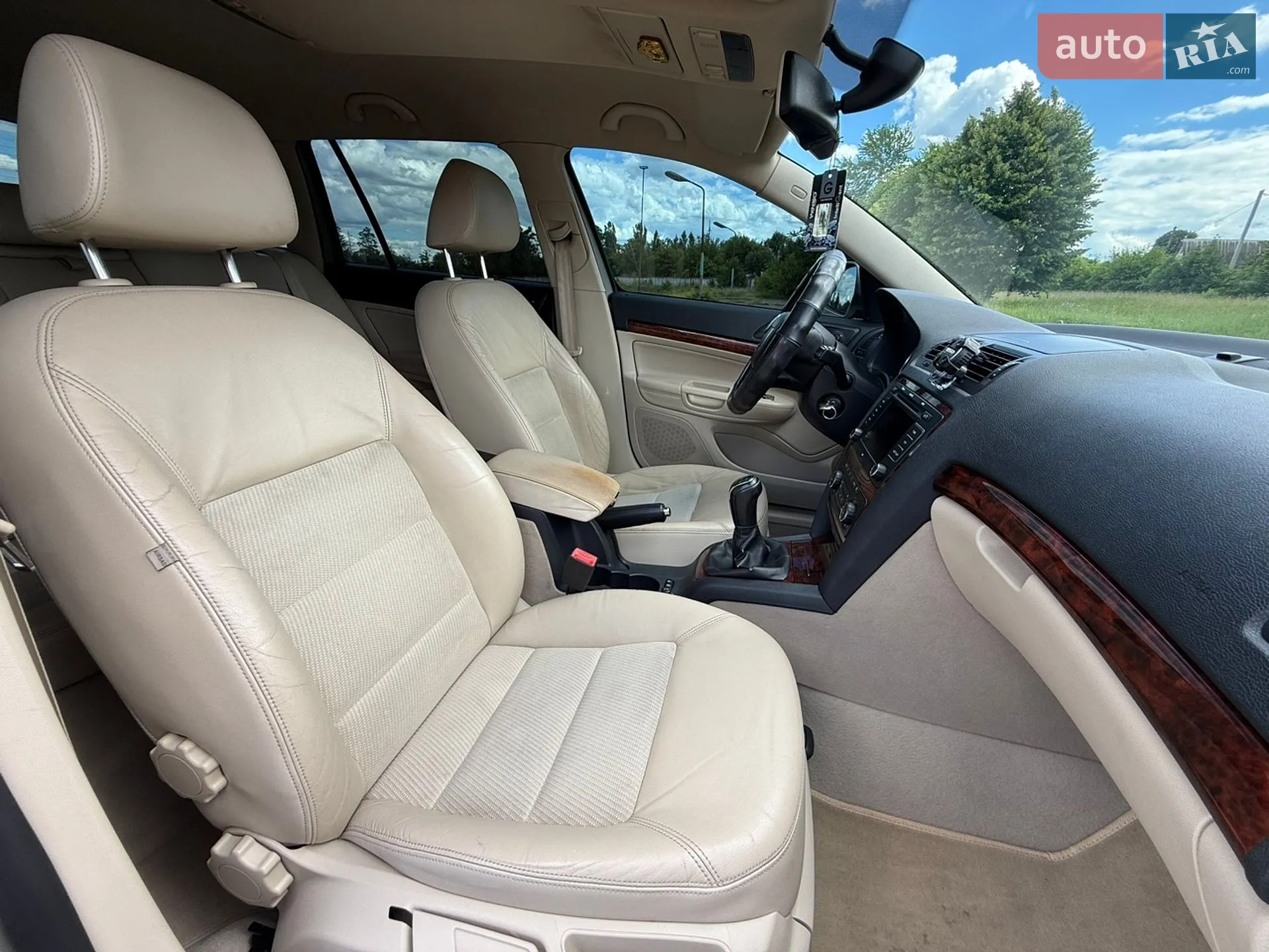 2011 Skoda Octavia - мініатюра 36
