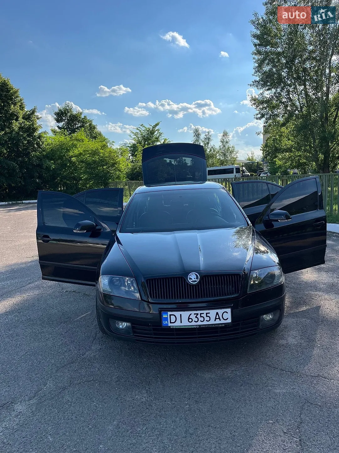 Skoda Octavia 2015 VIN TMBJJ7NEXG0012617 фото оголошення 4 з 18