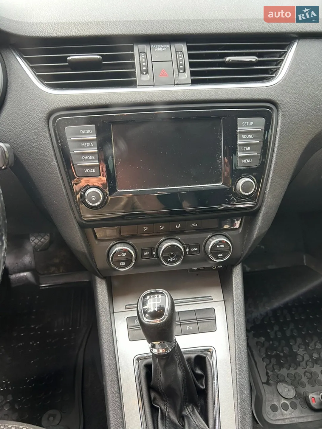 2015 Skoda Octavia - мініатюра 10